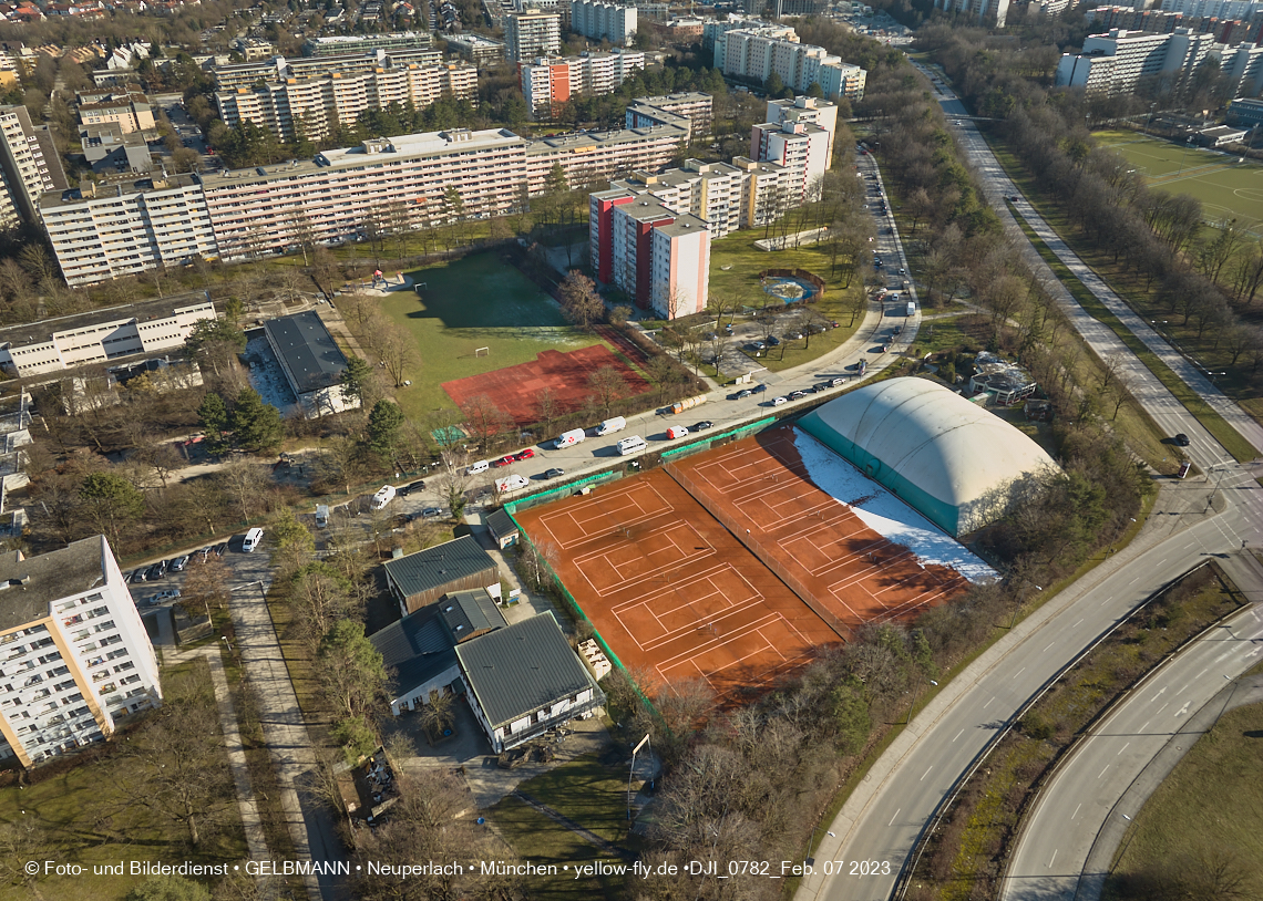 07.02.2023 - Luftbilder vom Marx-Zenrtum und Umgebung in Neuperlach